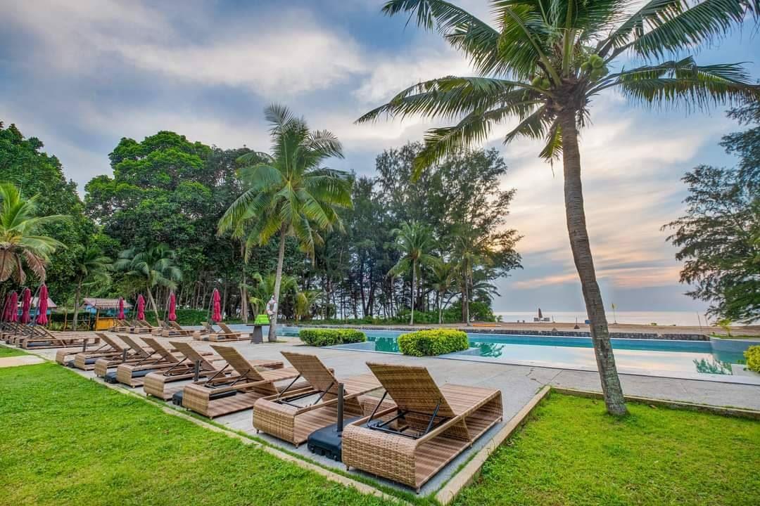 ESTELLA MAI KHAO BEACH